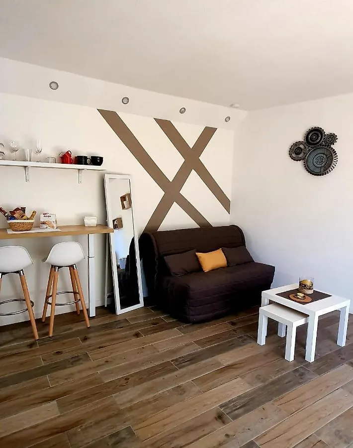 Appartement Exceptionnel Studio Nice Proche Mer Avec Piscine, Parking Et Terrasse France